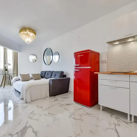 Guzman - Princesa 아파트